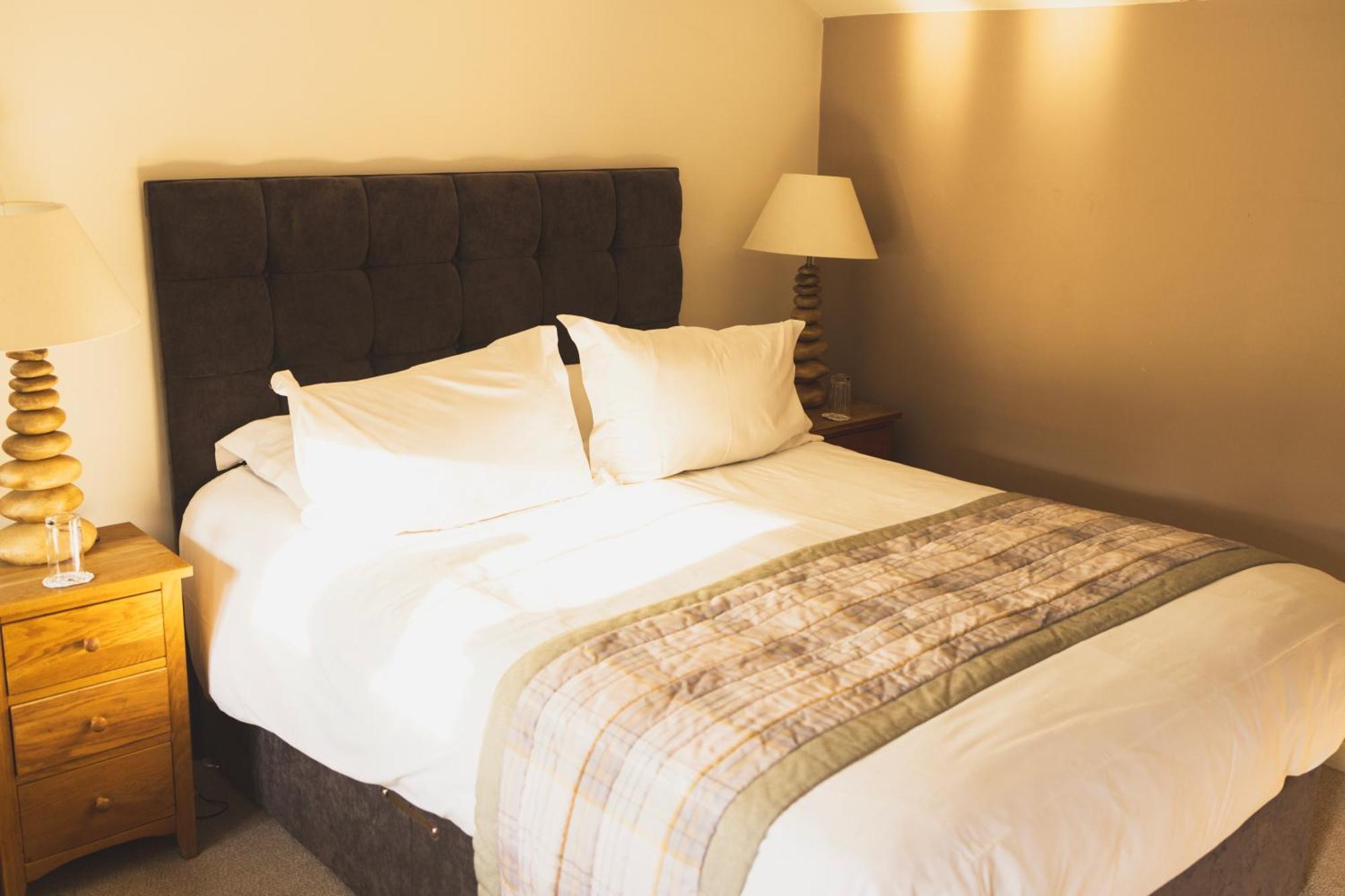 Отель The Fairfax Arms Gilling East Экстерьер фото